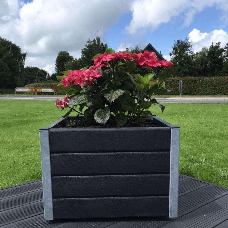 Blomsterkumme med Hjul - Galvaniseret Kvad 40x40x44 cm