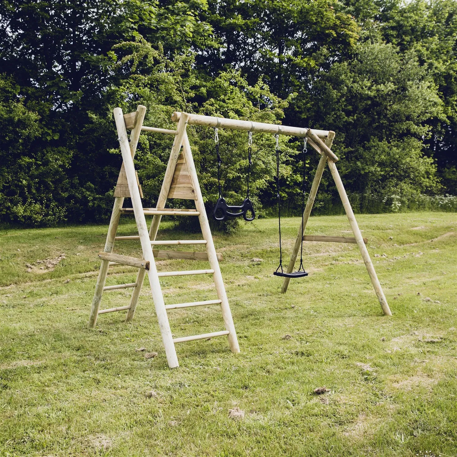 Nordic Play Active Gyngestativ 240   Med Platform     Sort Gynge     Sort Trapez Ekskl  Rutsjebane
