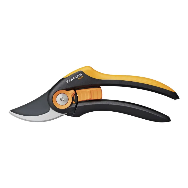Fiskars Beskærersaks Plus Smartfit   P541